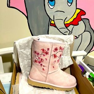 UGG Cherry blossom